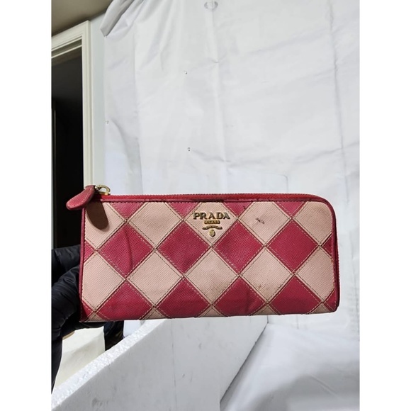 Authentic Prada Beauty Long Wallet Pink - Picture 1 of 12